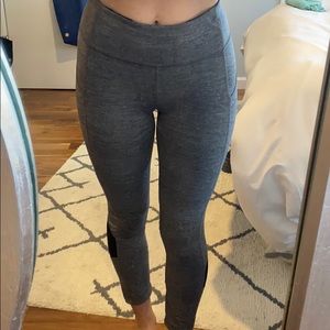 Lululemon leggings with pockets